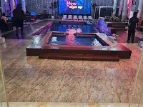 โกลเด้น วิสต้า โฮเทลส์ โรงแรมในโอเวร์รี