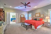 Abilene Home w/ Backyard & Grill: Walk to Acu - Homestays