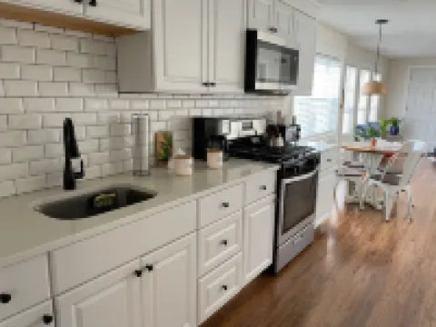 Ocean View-third house from the beach and boardwalk!