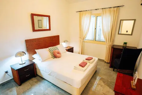 4 Bed Paphos Villas - Coral Bay (040)