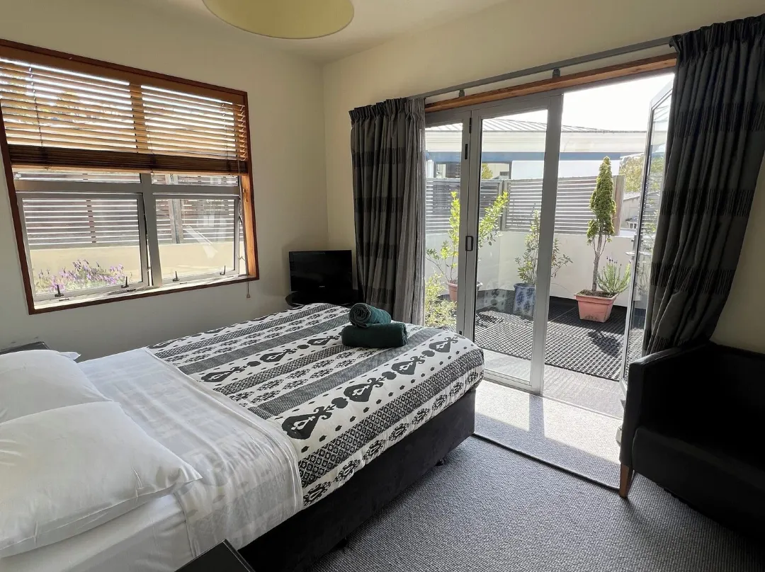 On Top Backpackers - Dunedin