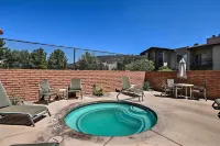 Bright Condo w/ Resort-Style Amenities in Sedona! - Bathtub