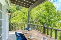 Colonial Quarter Hideaway With Modern Comforts & Balcony - Near the Beach - Huoneistot