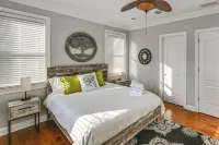 Walk to Beach! Group-Friendly Ocean City Getaway - Spa