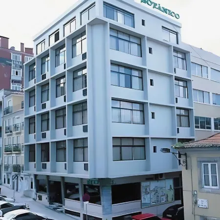 Hotel Botanico Отели рядом с достопримечательностью «Железнодорожный вокзал Росиу»