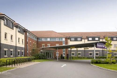 Premier Inn London Heathrow Airport (M4/J4) Hotel - ที่มีที่จอดรถ