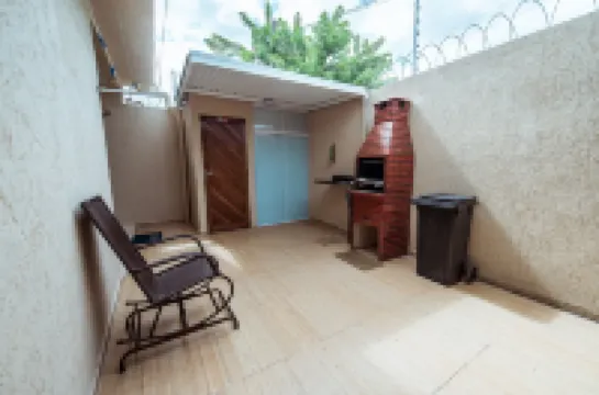 Casa em Jacum com Piscina 5 Suites e Fliperama