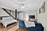 Cozy Baltimore Studio Apts