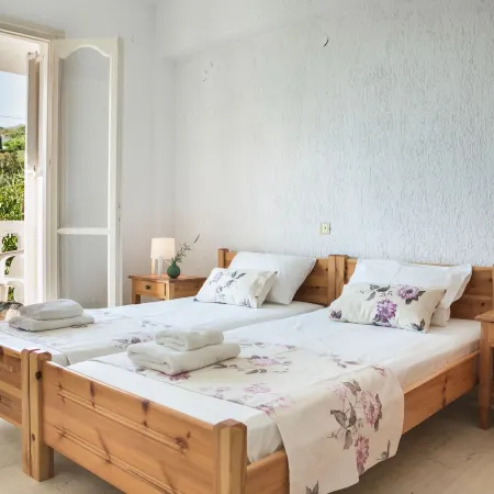 Sunset Beach Apartments