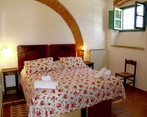 Nice apartment in Guasticce with pool Hotels in Collesalvetti
