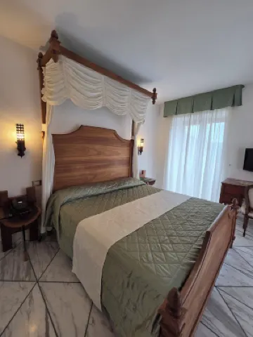 Antico Casale Russo Hotels in 