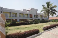 Royal Roots Resorts - Resorts