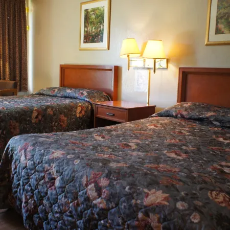 Executive Inn & Suites