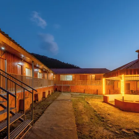 Yamunotri Cottages
