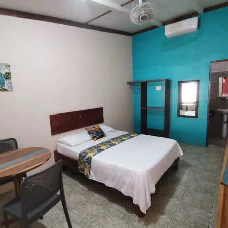 Hotel Cabinas Jacomar