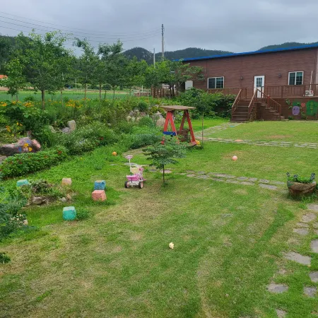 Shinan Namu Neulbo Pension