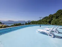 Brown Dot Hotel Geoje Geunpo Port Hotel dekat Tebing Sinseondae