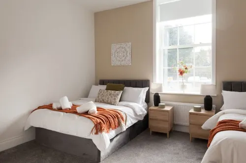 Bright 2-bed Flat - Harrogate Town Centre - 4 Bed