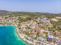 Apartments BruLo Hotels in Razanj