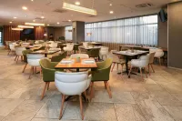 City Express Plus by Marriott Tampico - breakfast