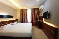Hotel O Hi Inn - 2-Star