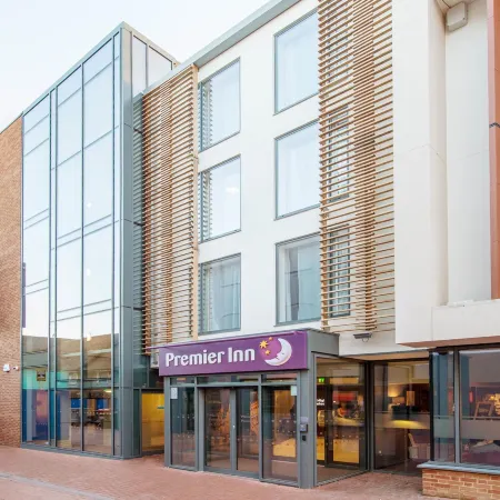 Premier Inn St Albans City Centre Hotel