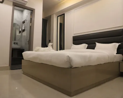 Shreeja Central Hotels in Sirsa