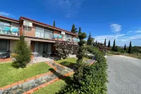 Village Mare Residences - 3-Star