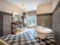 Le Terminus Hotels in Tournus