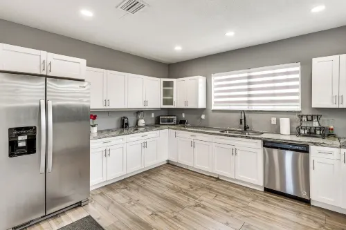 Group Hub w/ Game Room! 4 Mi to Hard Rock Stadium - Country Houses