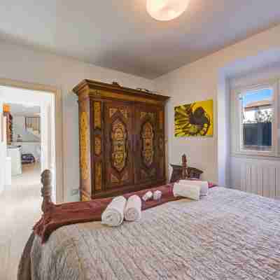 Henry-Historic Center 300m from Lake - Happy Rentals Rooms
