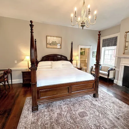 Dinsmore Boutique Inn