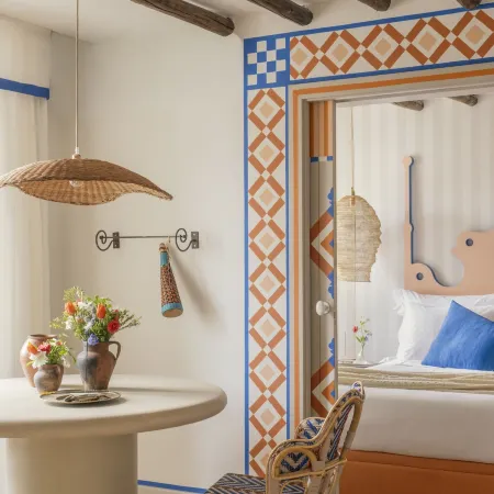 Al Porta Townhouse by Cadenzalux