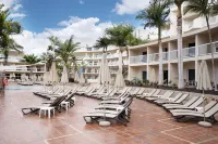 Club Hotel Drago Park - parking