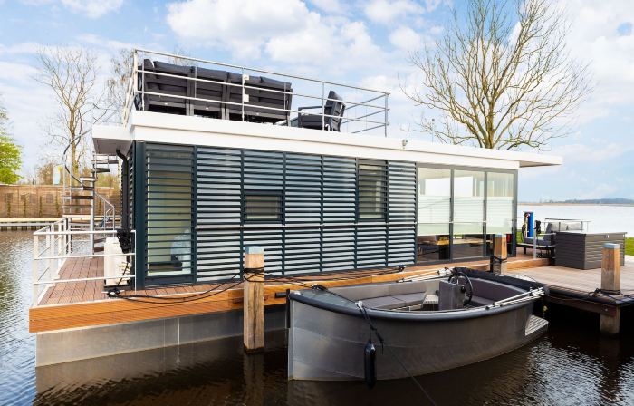 Unique Houseboat on and Around the Sneekermeer