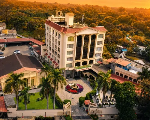 Hotel Swarn Towers Hotels in Bareilly
