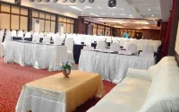 Nana Buri Hotel