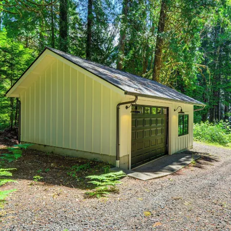 Hood Canal Retreat, Close to Olympic National Park