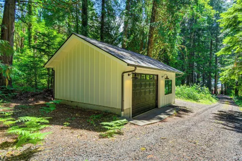 Hood Canal Retreat, Close to Olympic National Park - Wifi