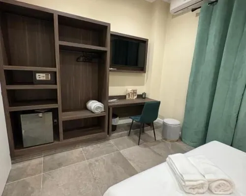 Andrea House Hotels in Naples