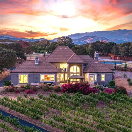 Private Vineyard Estate Near Napa