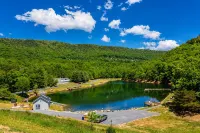 8-Person HotTub, Family&Group Friendly, EV Charger, Free Platinum Pool Pass - Wifi