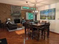 CAMMALOT - Pine Creek Valley comfort close to rail trail and Pine Creek Hoteles en Municipio de McHenry