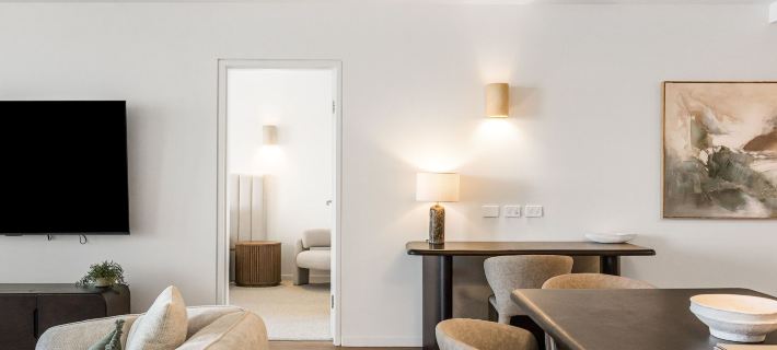 Riverside Apartments & Hotel Hotele w: Ballina