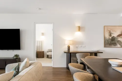 Riverside Apartments & Hotel - Beach