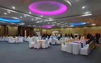 โรงแรม เดอ ศิตา ปริ้นเซส บุรีรัมย์ - ที่มีสระว่ายน้ำ