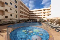 Invisa Hotel la Cala - Pools