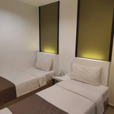 The Ardens Hotel - Taman Nusa Sentral Hotels near EduCity Sports Complex