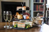 The Loch Lomond Arms Hotel - breakfast