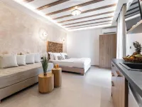 Perla Hotel Hotels near Portara